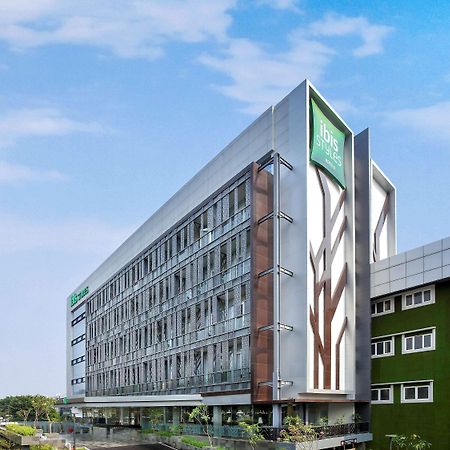 Ibis Styles Jakarta Sunter Jacarta Exterior foto