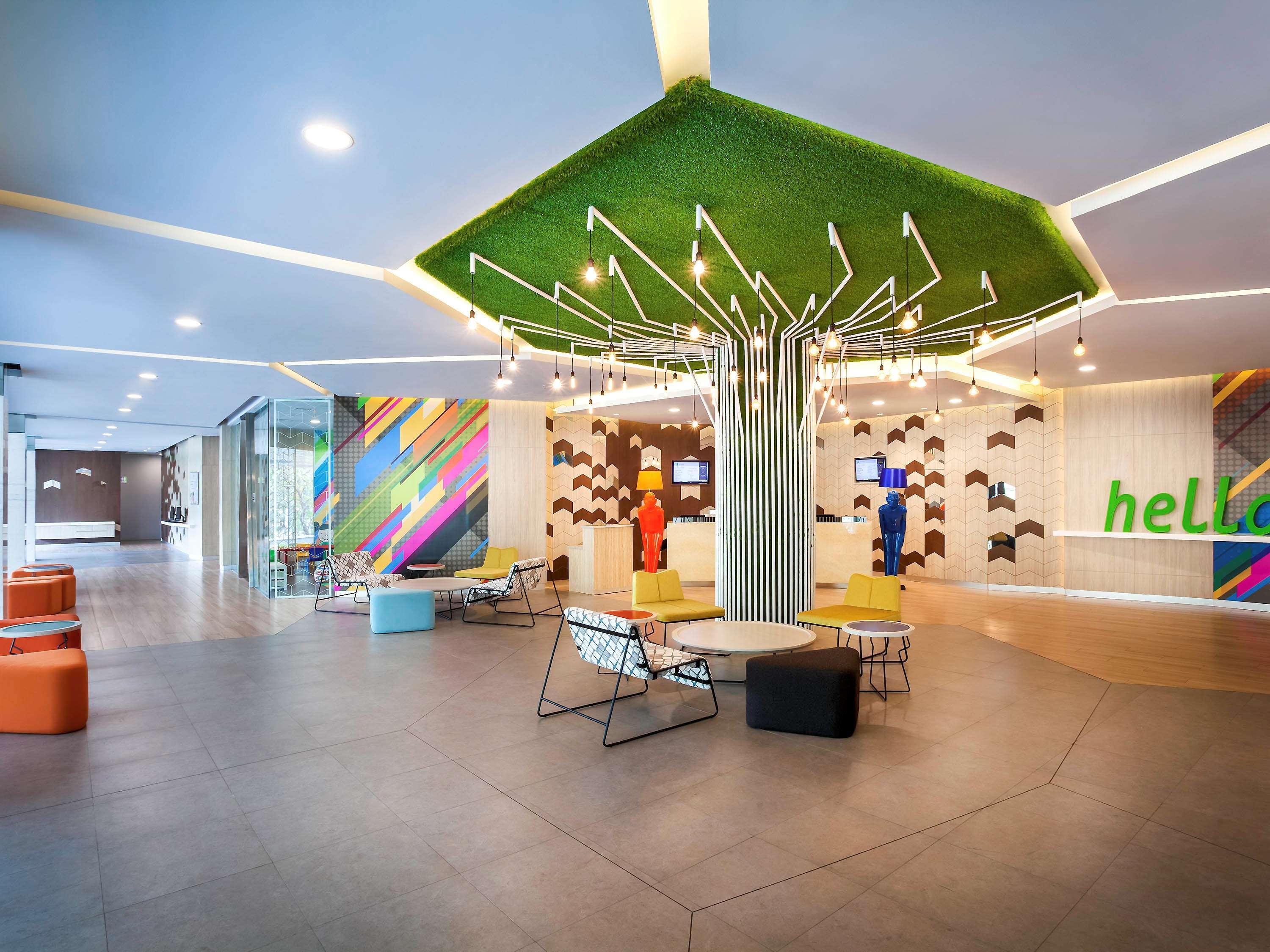 Ibis Styles Jakarta Sunter Jacarta Exterior foto