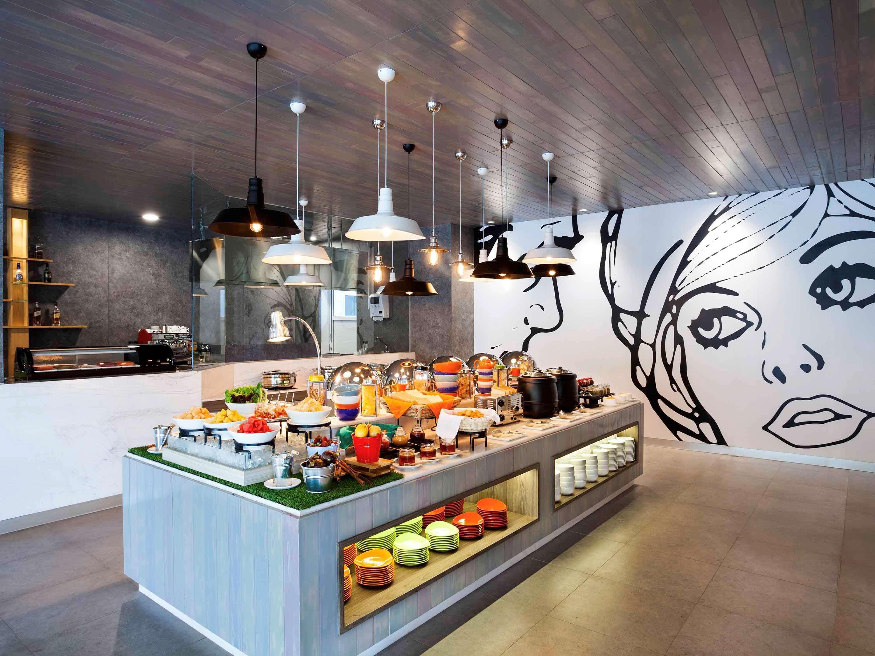 Ibis Styles Jakarta Sunter Jacarta Exterior foto