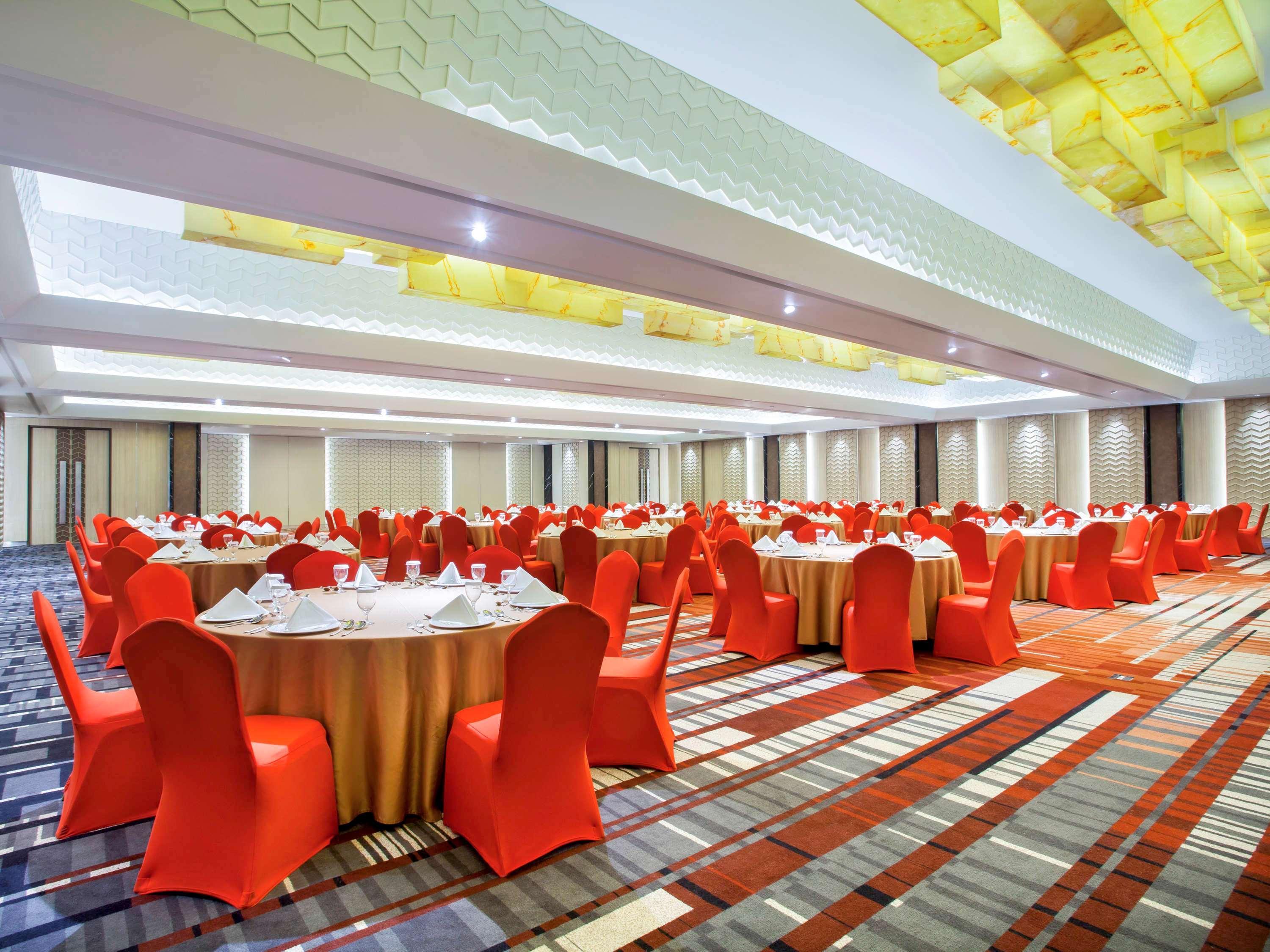 Ibis Styles Jakarta Sunter Jacarta Exterior foto