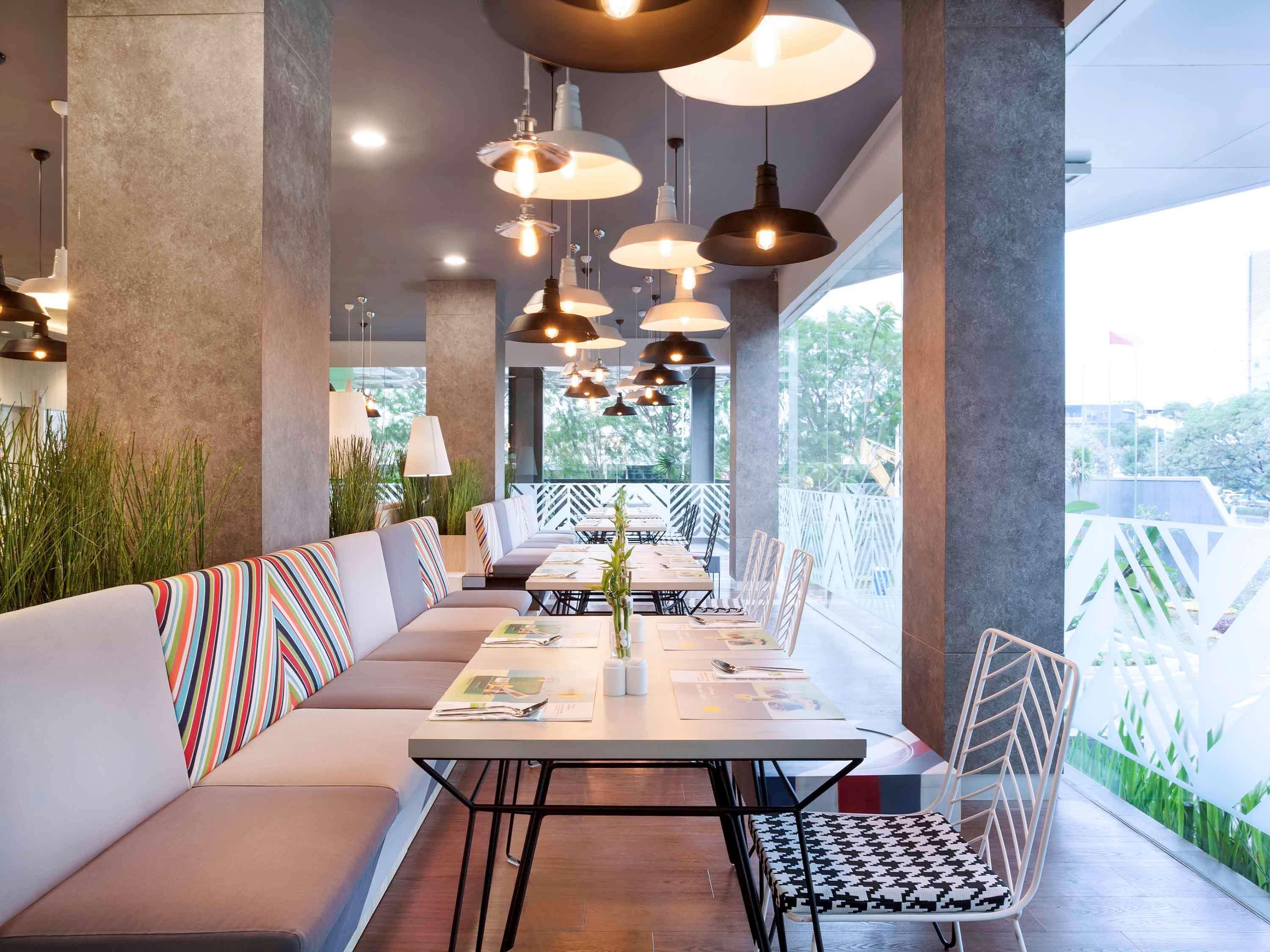 Ibis Styles Jakarta Sunter Jacarta Exterior foto